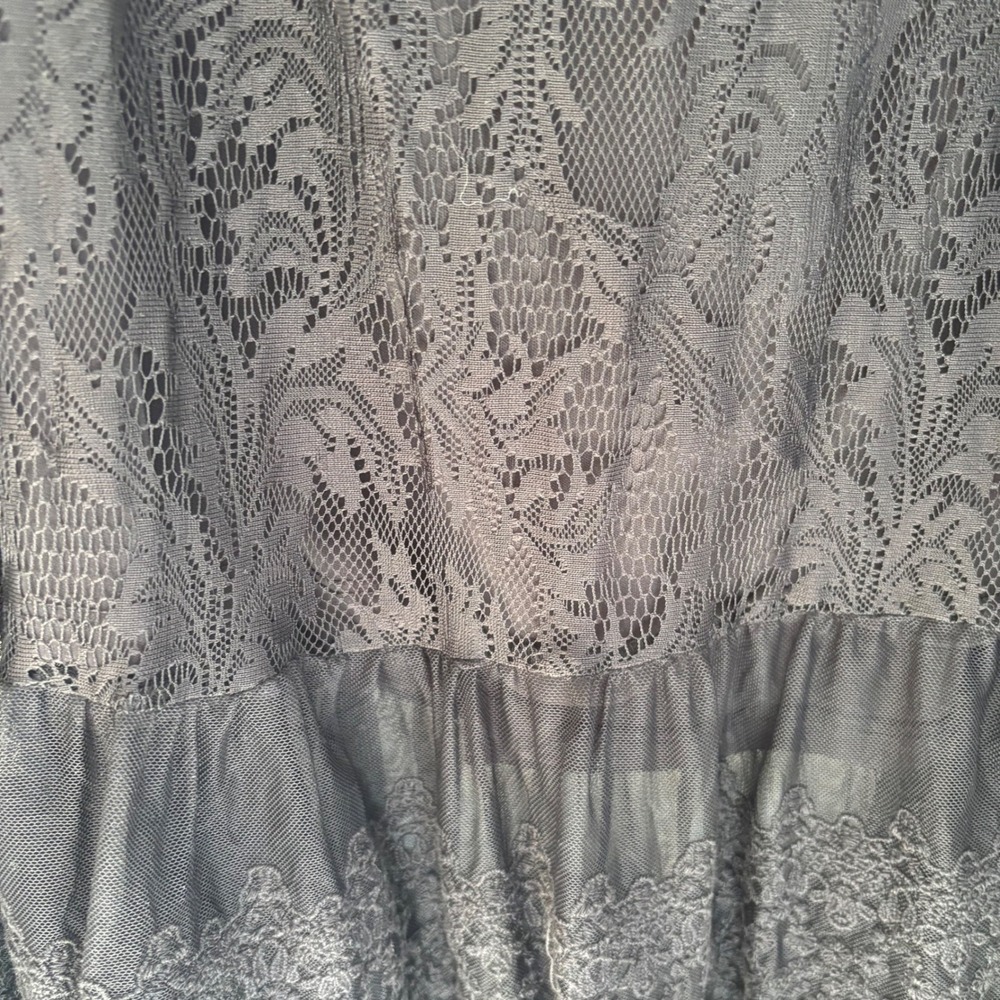 Torrid Black Lace Midi Skirt Plus Size 1 1X 14-16 Elastic Waist Eyelash Hem NEW - Picture 6 of 9